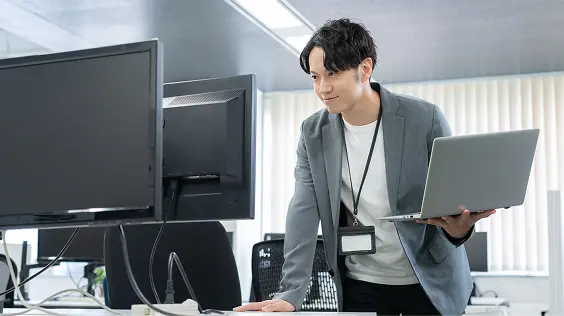 生成AIコンサルタント